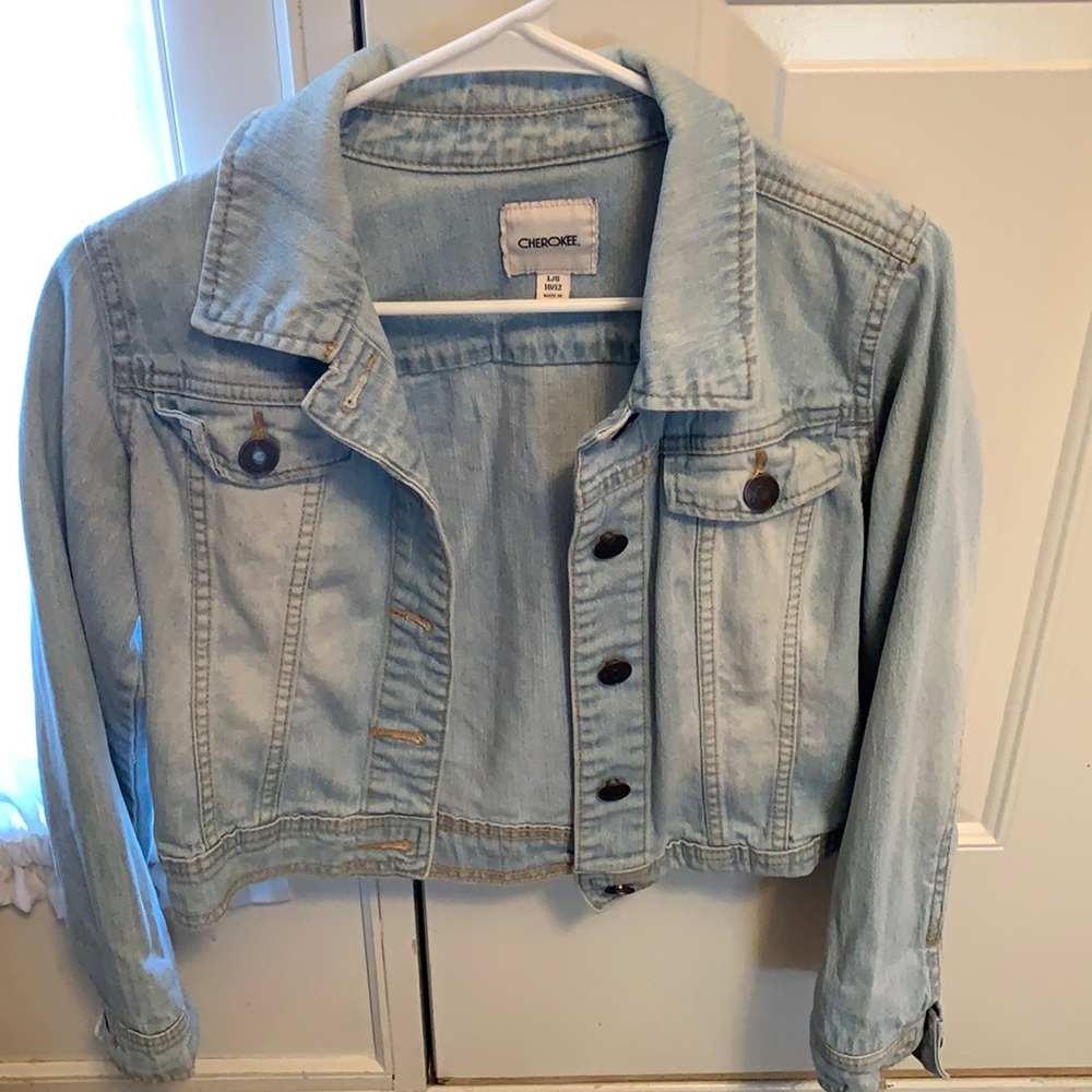 Light wash jean jacket